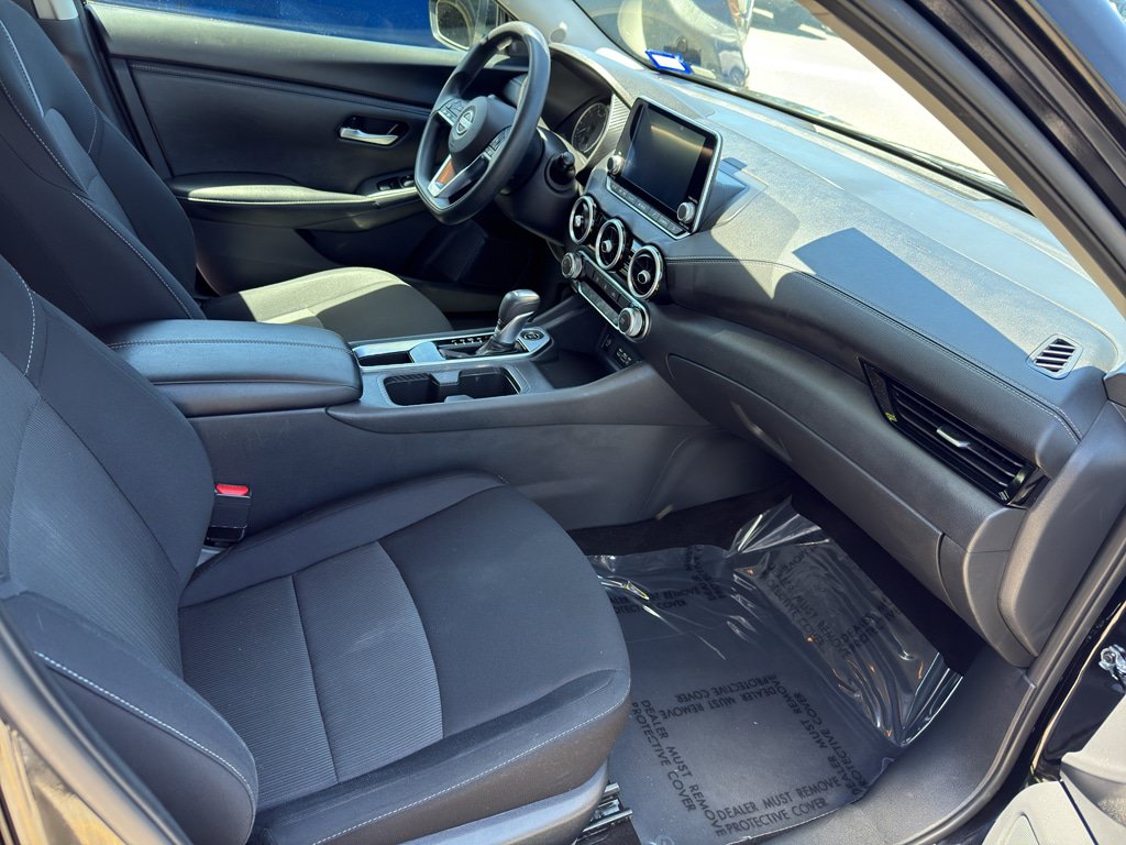 Used 2024 Nissan Sentra SV FWD image 21