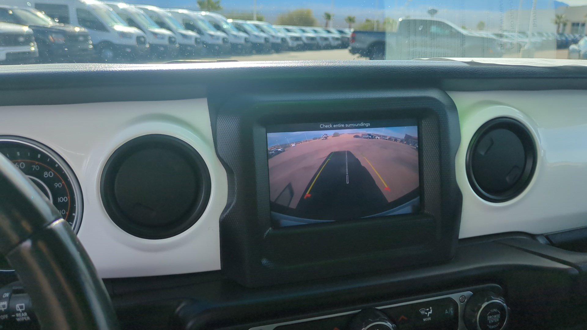 Used 2021 Jeep Wrangler Unlimited Islander image 21