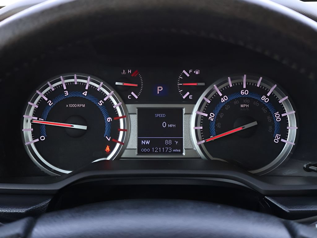 Used 2019 Toyota 4Runner SR5 AWD/4WD image 30