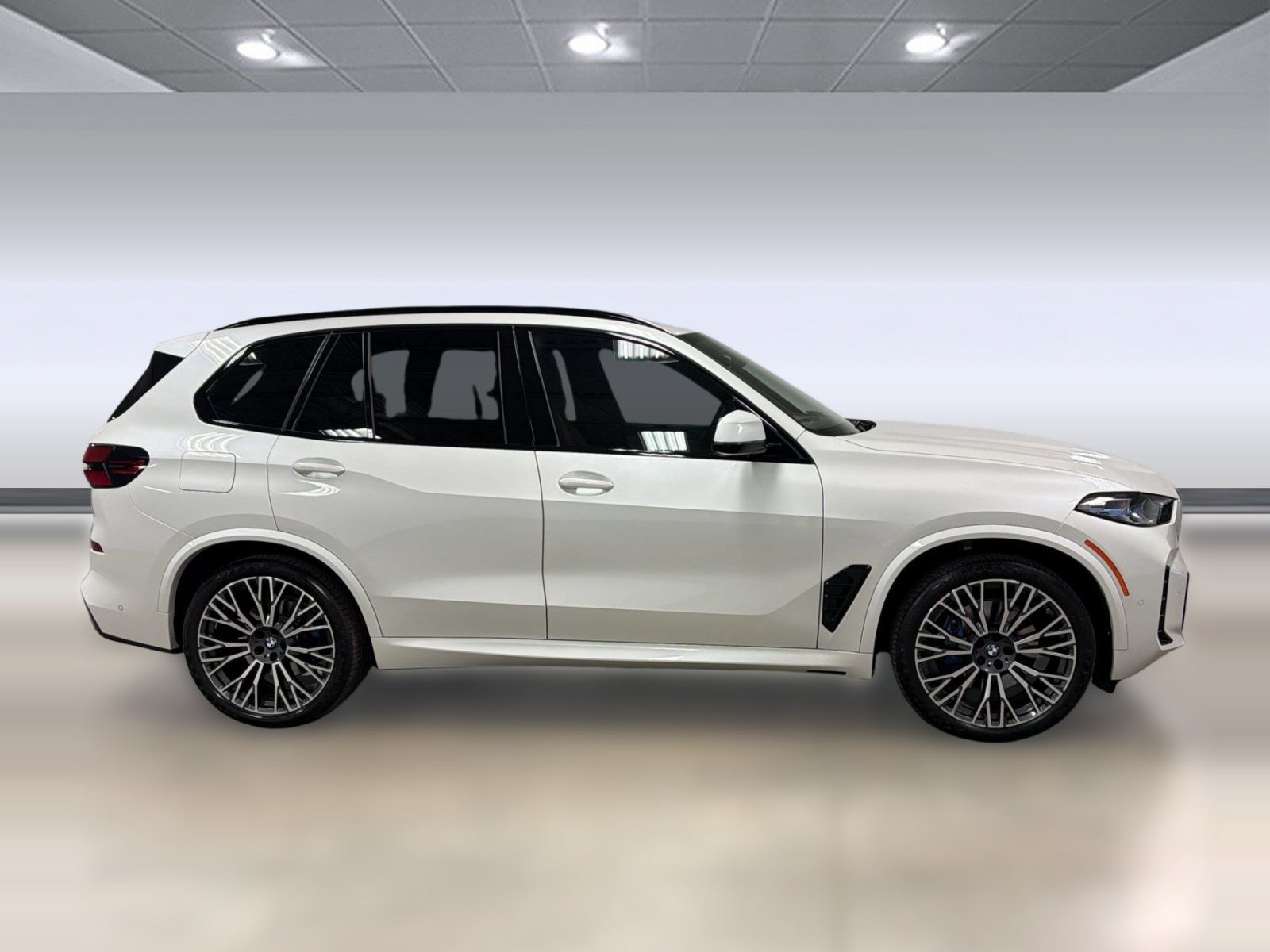 Certified 2026 BMW X5 sDrive40i w/ M Sport Package RWD image 7