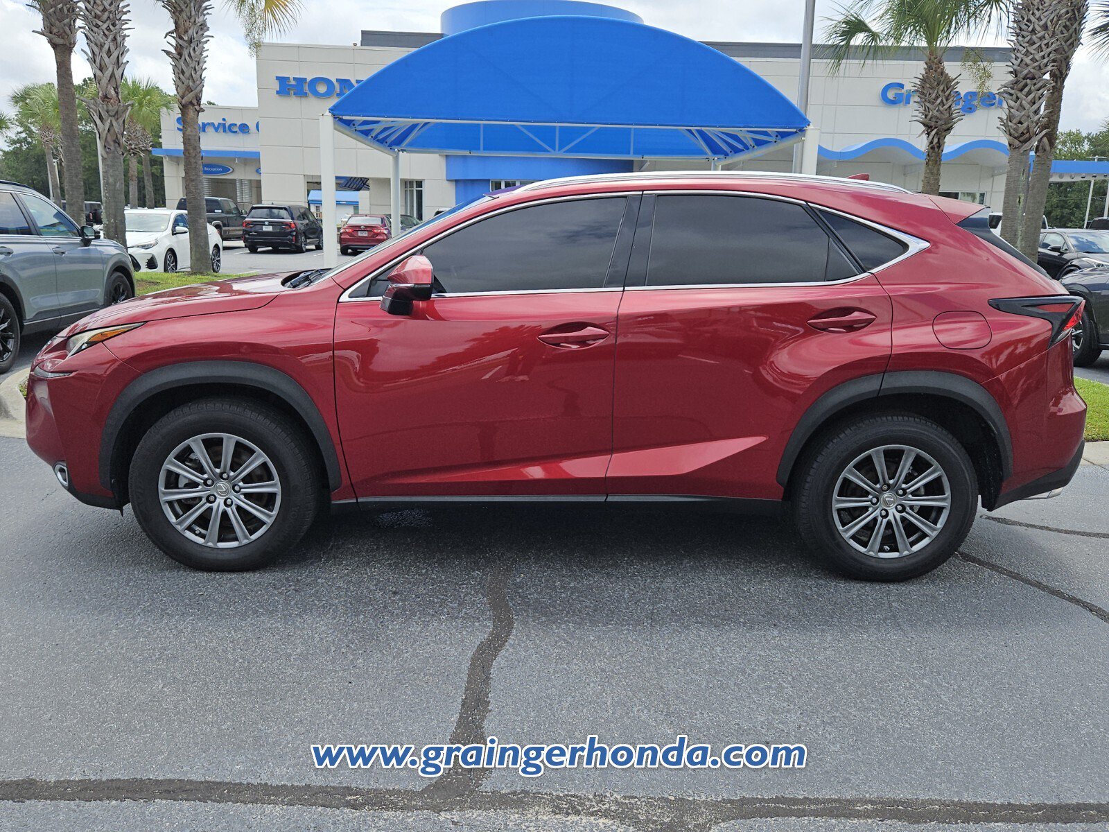 Used 2016 Lexus NX 200t FWD image 2