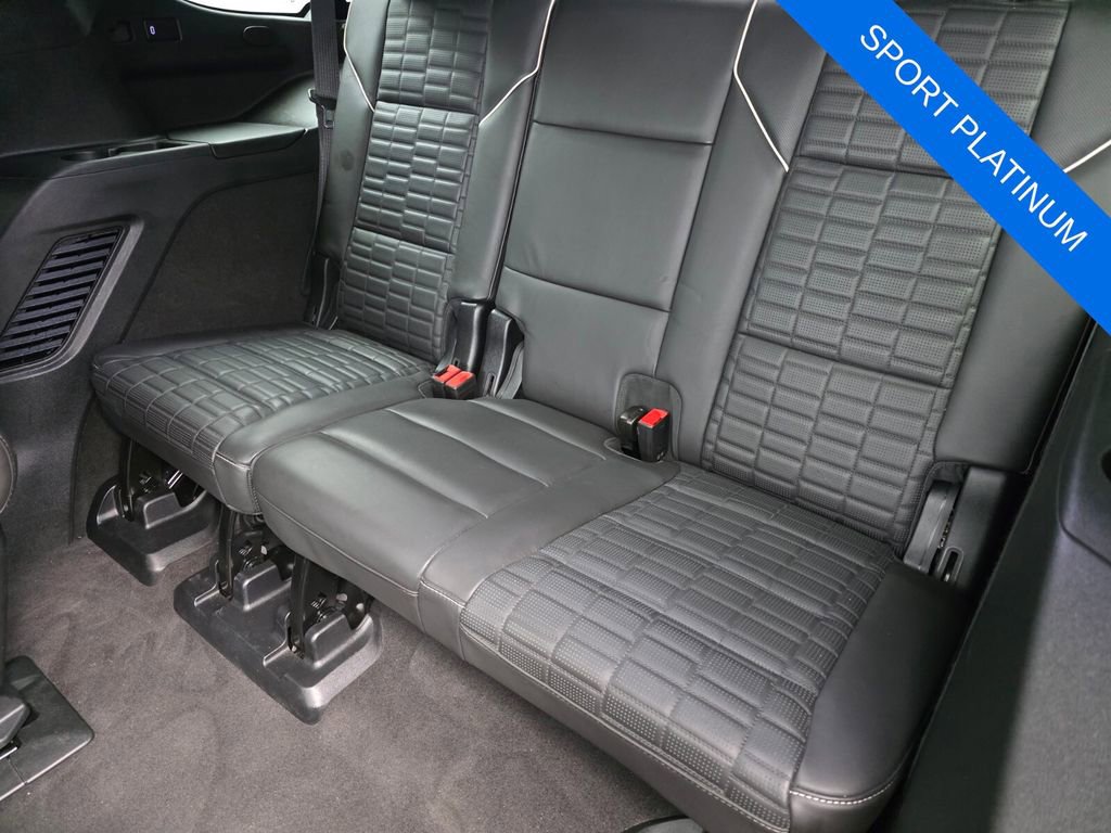 Used 2023 Cadillac Escalade Sport Platinum w/ LPO, ONYX Package AWD/4WD image 16