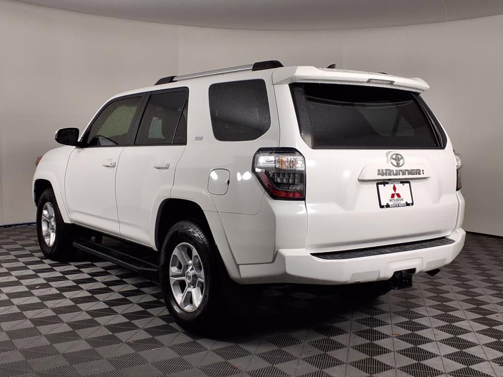 Used 2023 Toyota 4Runner SR5 image 5