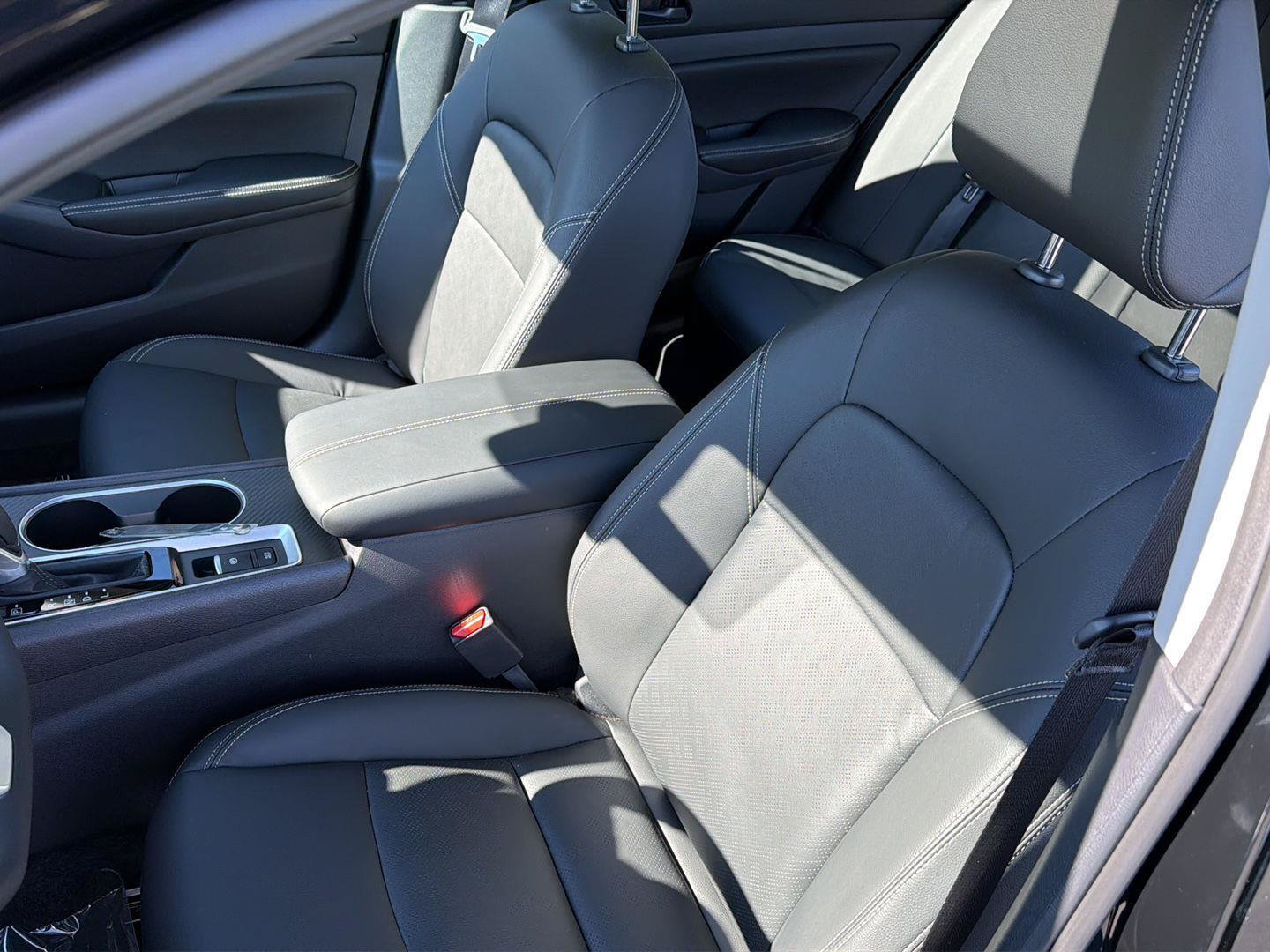 New 2026 Nissan Altima 2.5 SV w/ SV Premium Package FWD image 29
