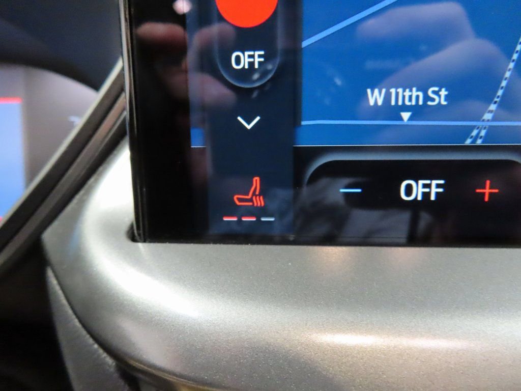 Used 2023 Ford Escape SE image 18