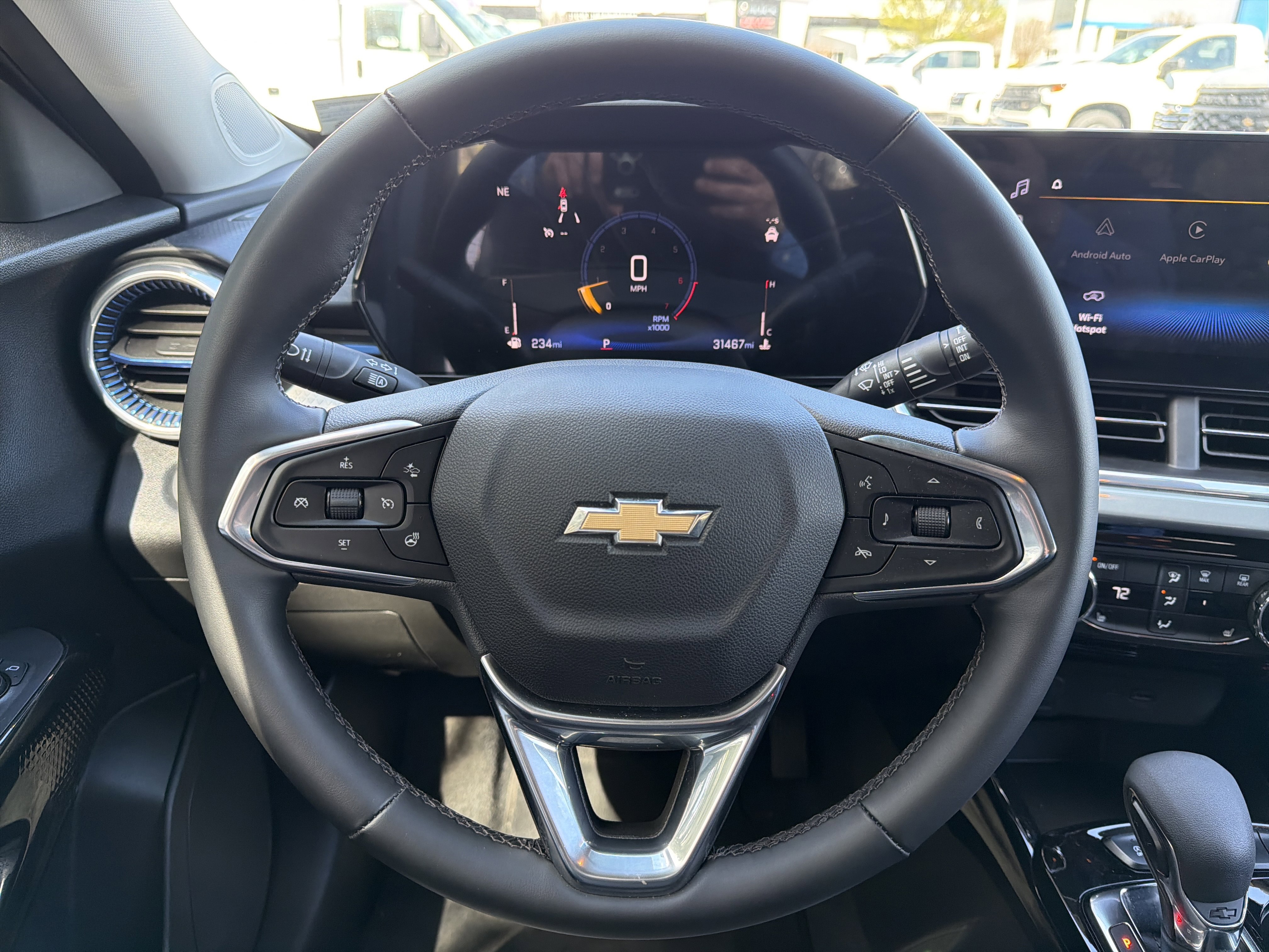 Used 2024 Chevrolet Trax LT w/ Driver Confidence Package image 18