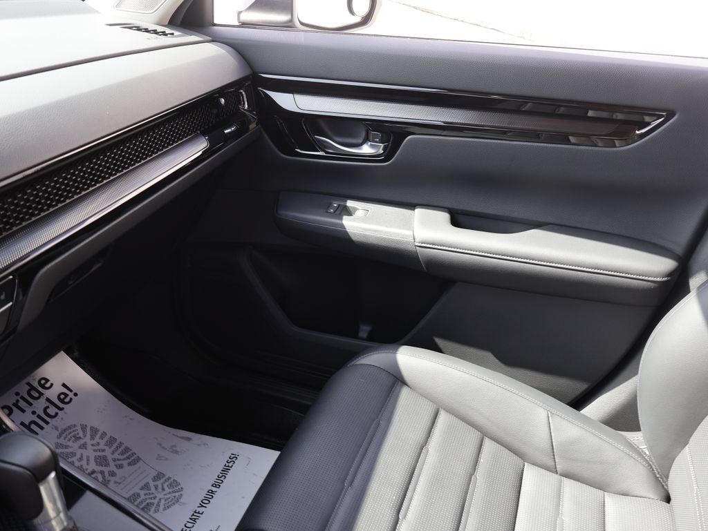 Used 2025 Honda CR-V EX-L image 28