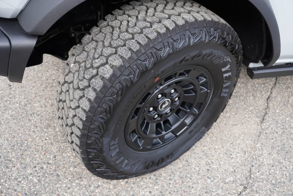 Certified 2026 Ford Bronco Big Bend w/ Black Diamond Package AWD/4WD image 13