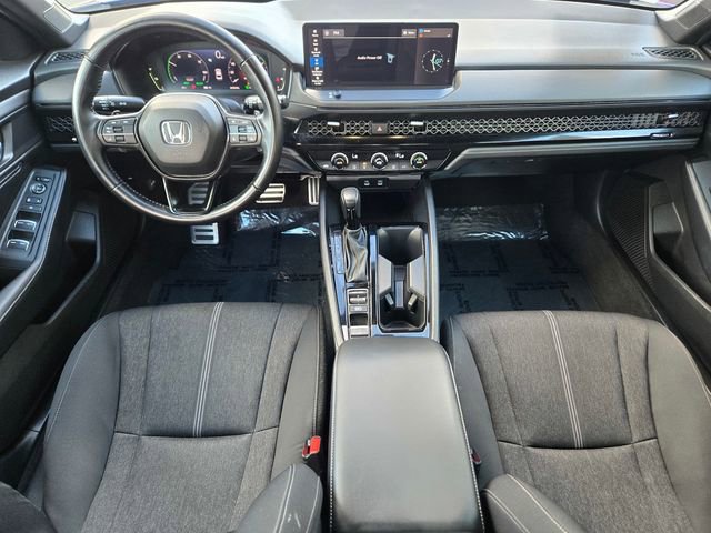 Used 2024 Honda Accord Sport image 11
