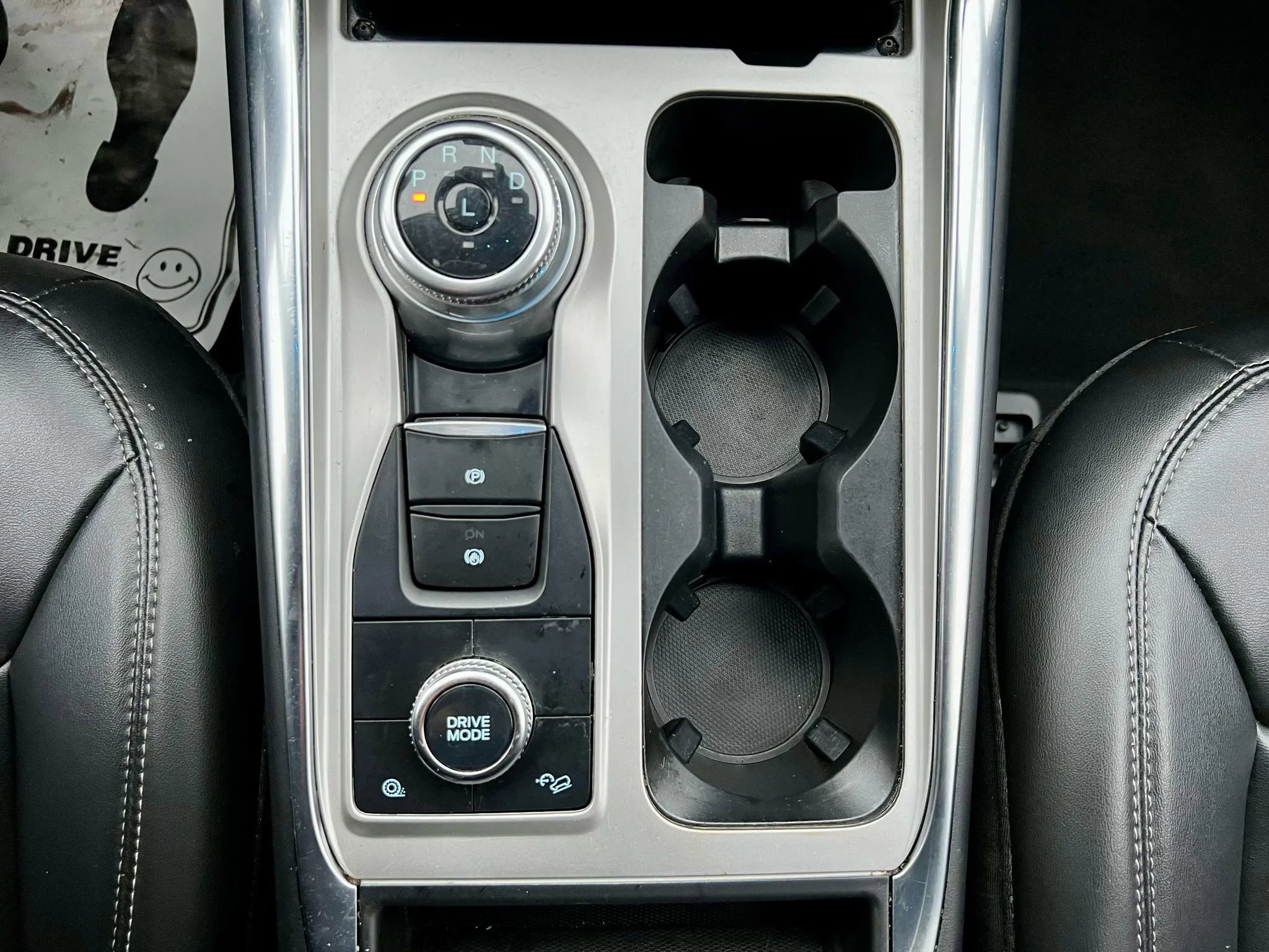 Used 2022 Ford Explorer XLT w/ Equipment Group 202A image 31