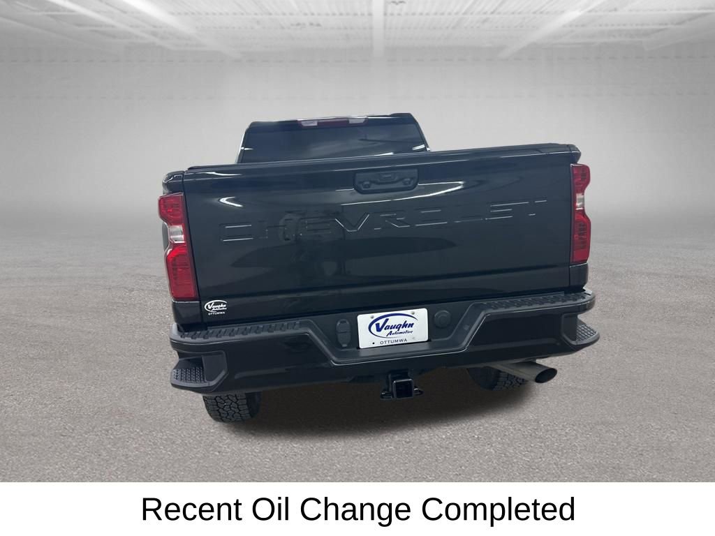 Used 2023 Chevrolet Silverado 2500 Custom w/ Custom Value Package image 11