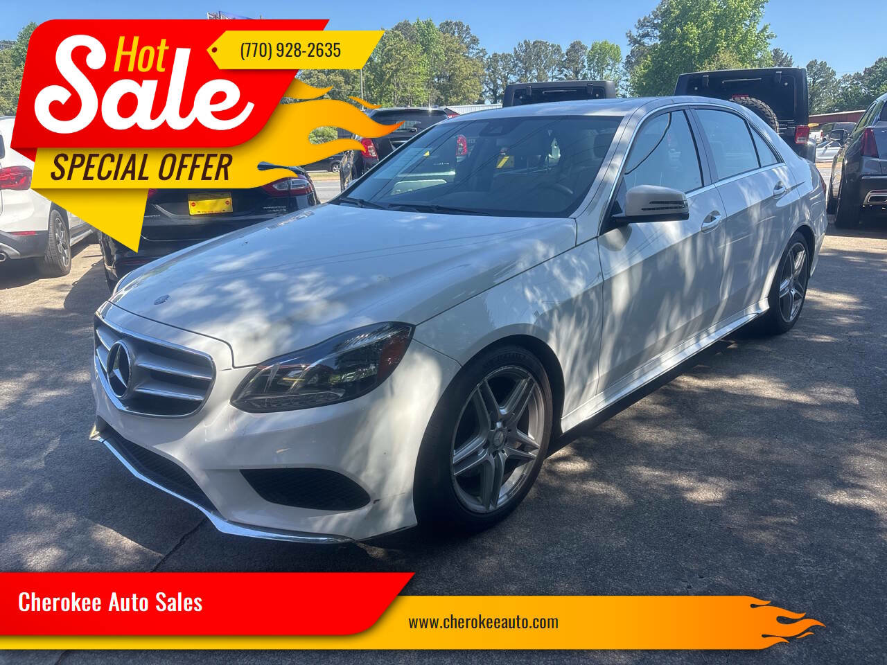 Used 2014 Mercedes-Benz E 350 4MATIC Sedan image 1