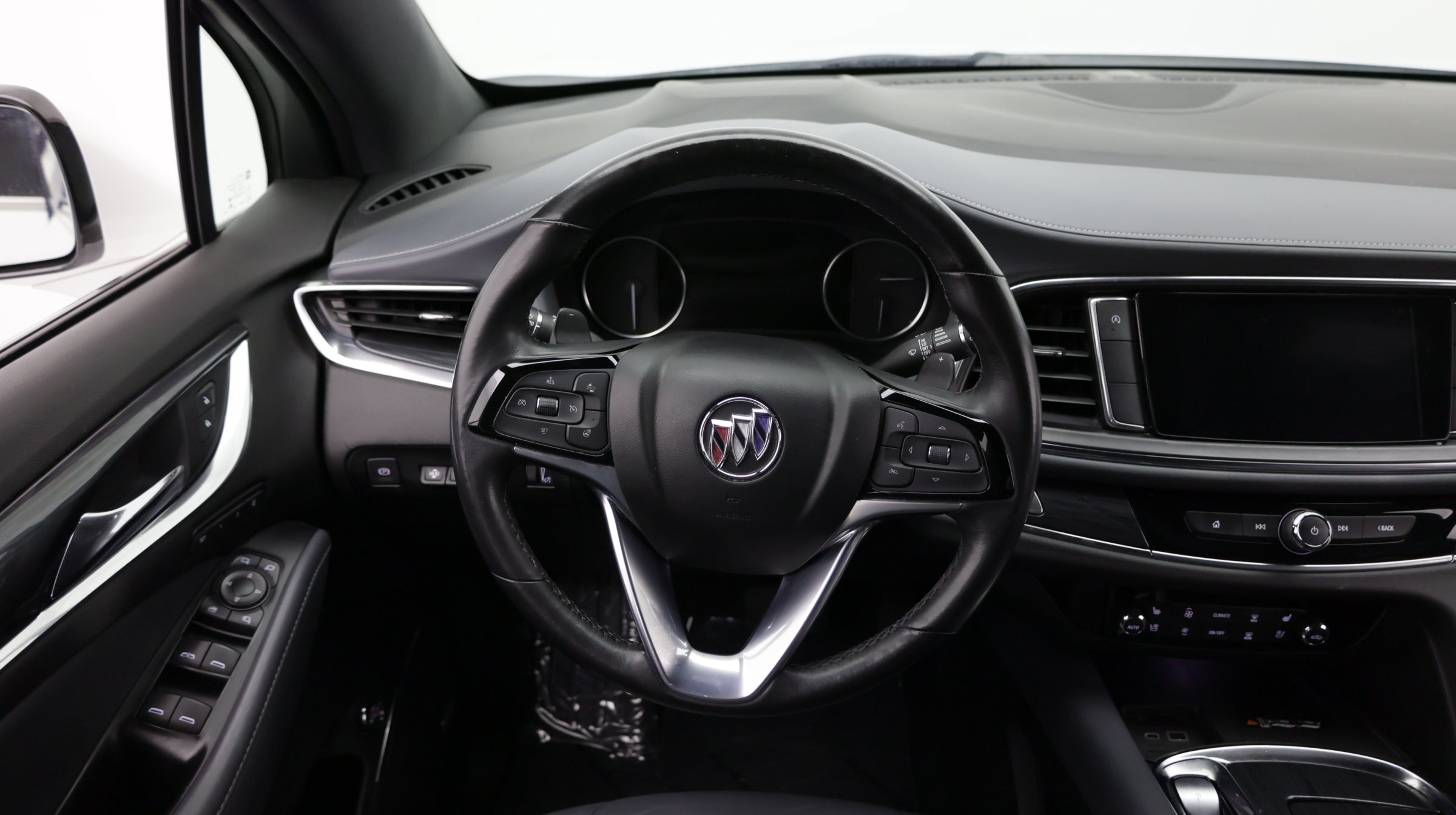 Used 2022 Buick Enclave Premium FWD image 33