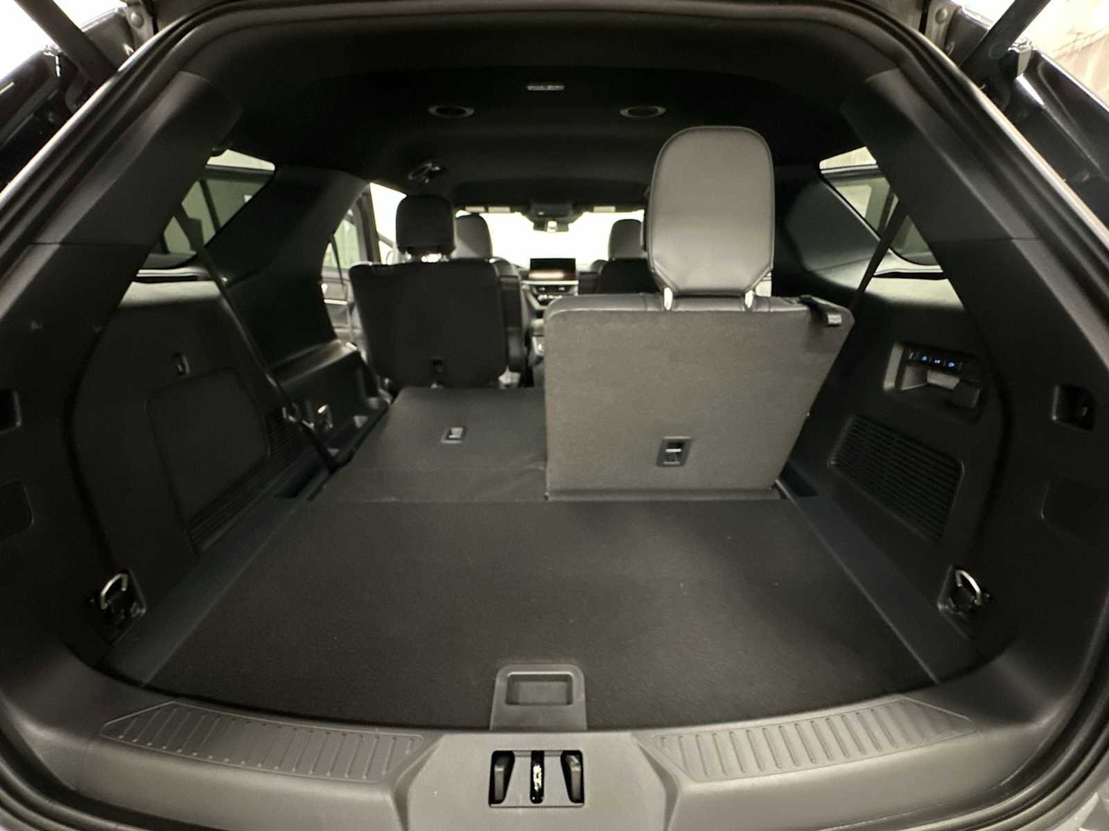 New 2026 Ford Explorer Tremor w/ Tremor Convenience Package AWD/4WD image 45