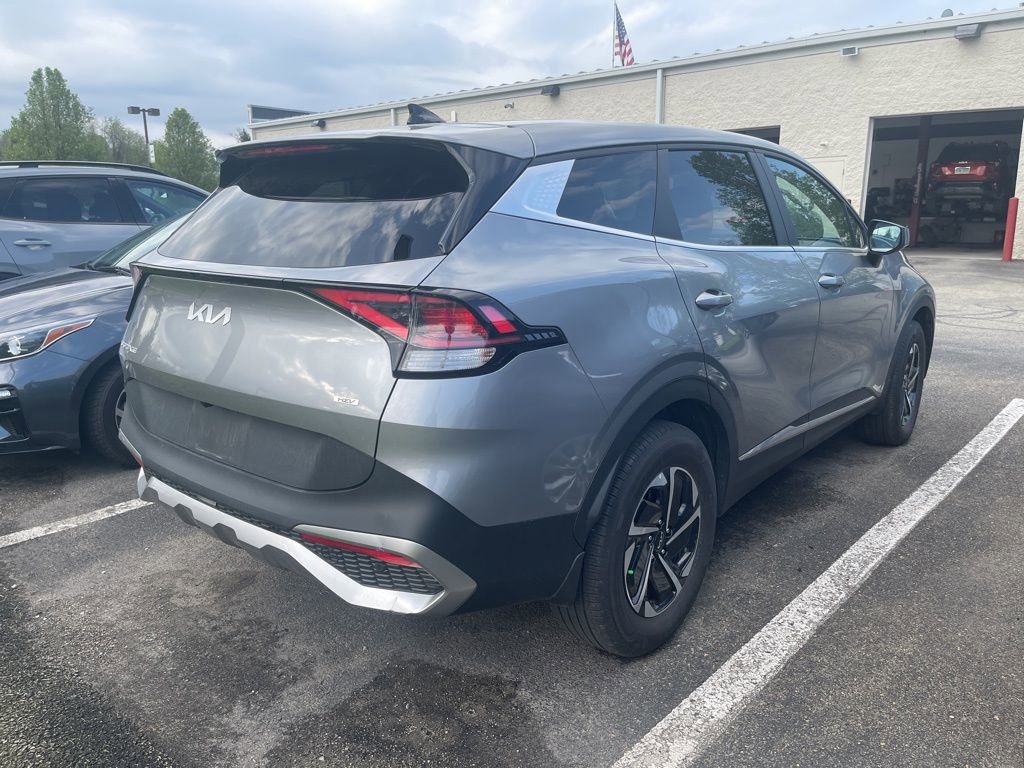 Certified 2023 Kia Sportage LX image 2