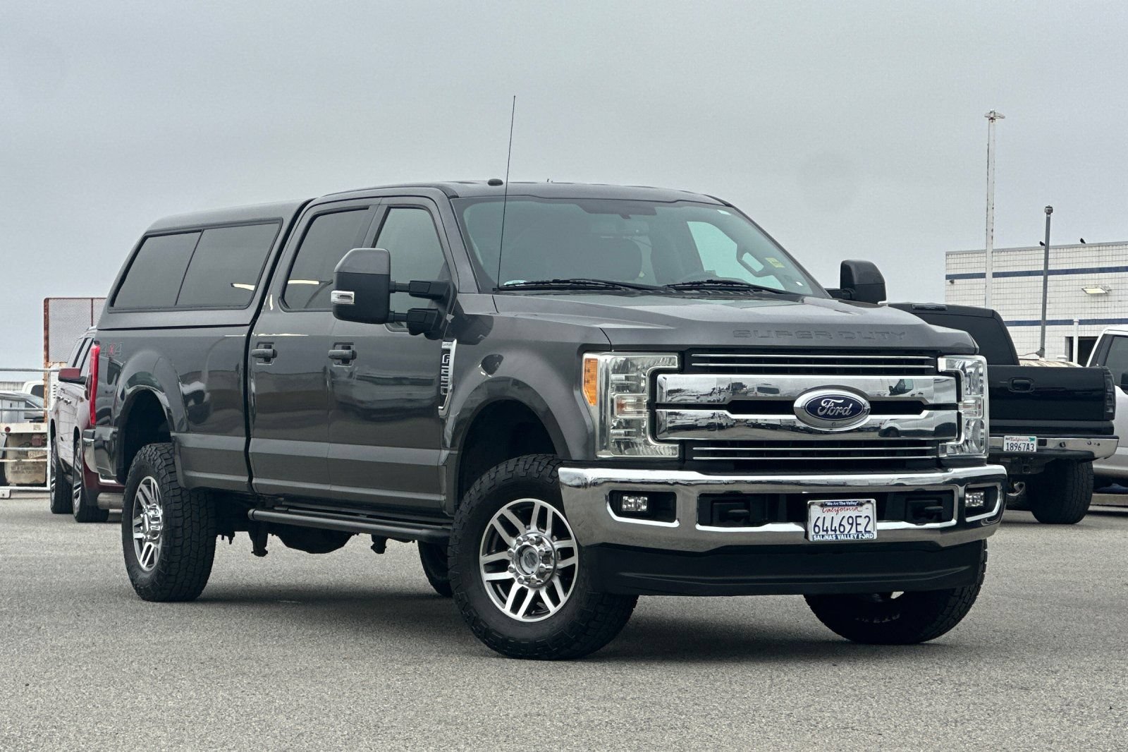 Used 2017 Ford F250 Lariat w/ Lariat Value Package AWD/4WD image 2