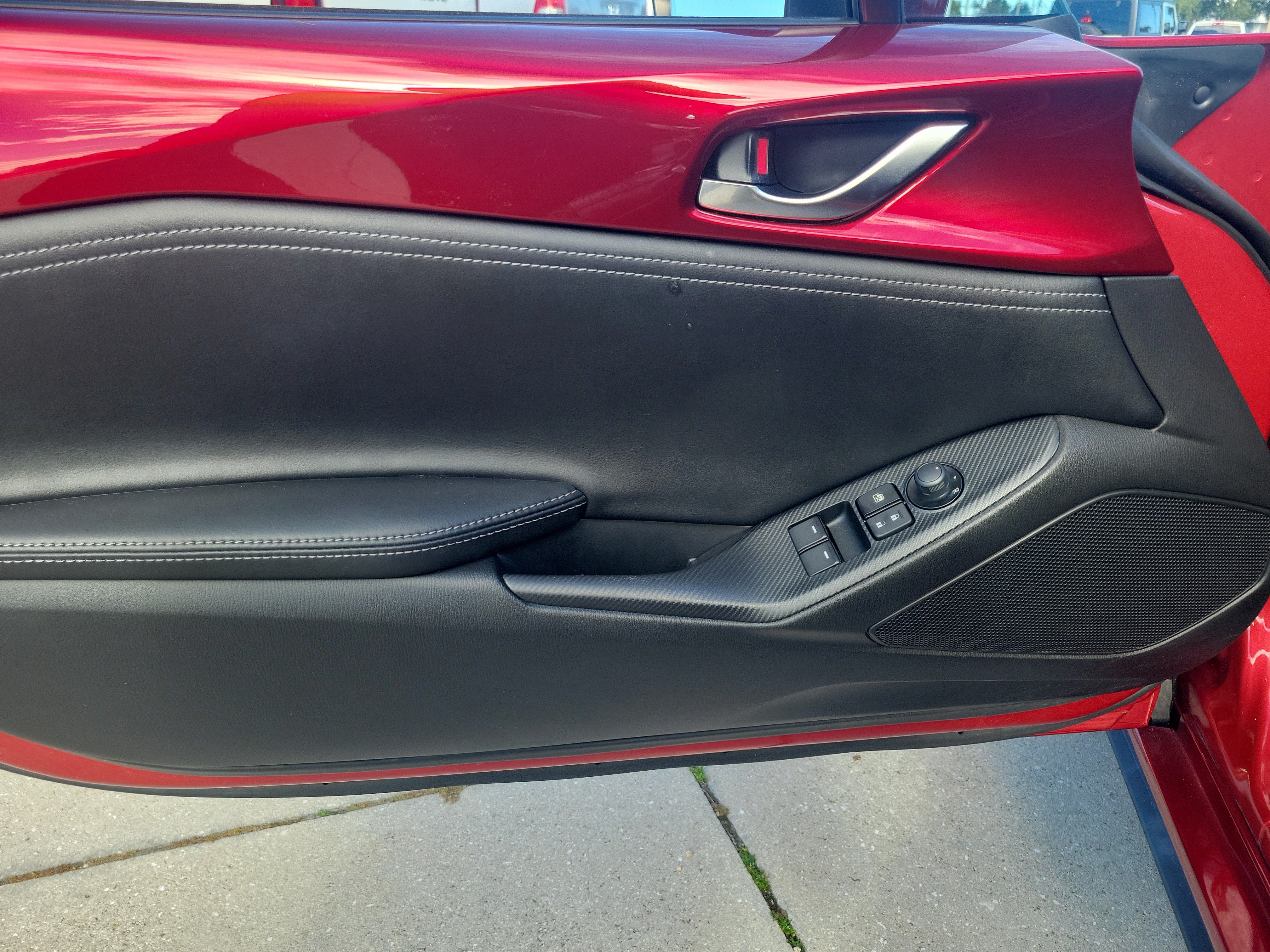Used 2023 MAZDA MX-5 Miata Grand Touring RWD image 15