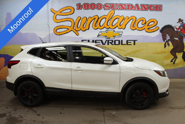 Used 2018 Nissan Rogue Sport AWD image 1