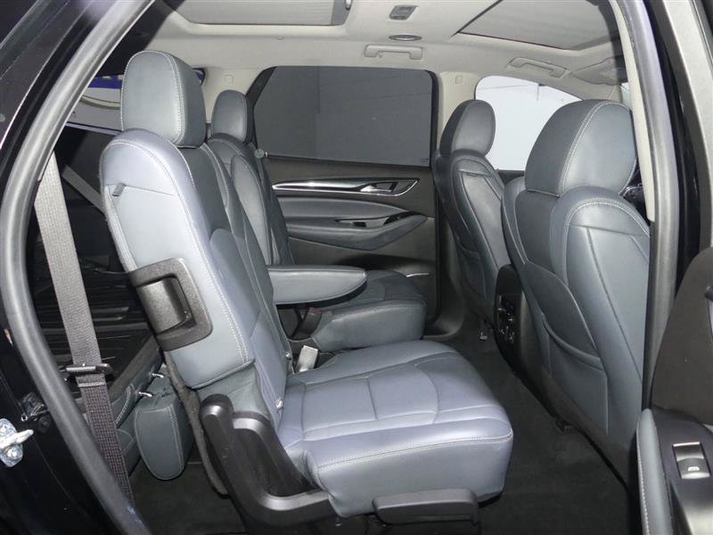 Used 2020 Buick Enclave Essence w/ Sport Touring Edition AWD/4WD image 28