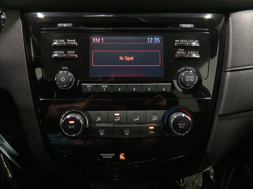 Used 2017 Nissan Rogue S w/ S Appearance Package AWD/4WD image 20