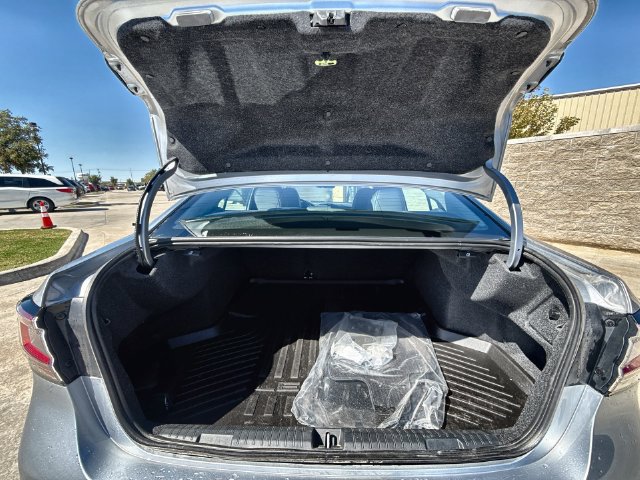Certified 2025 Subaru Legacy Limited AWD/4WD image 24
