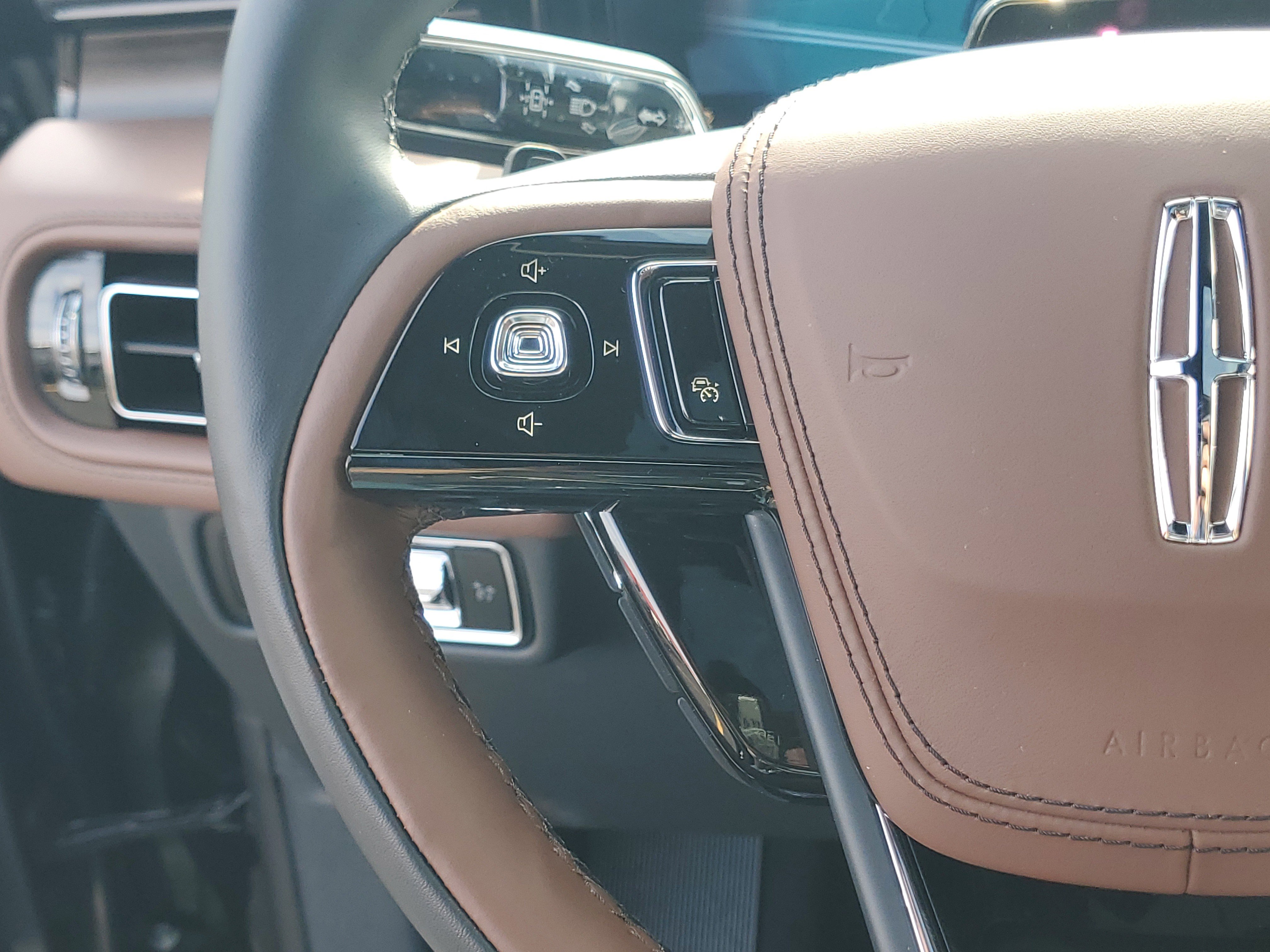 New 2026 Lincoln Aviator Reserve image 16