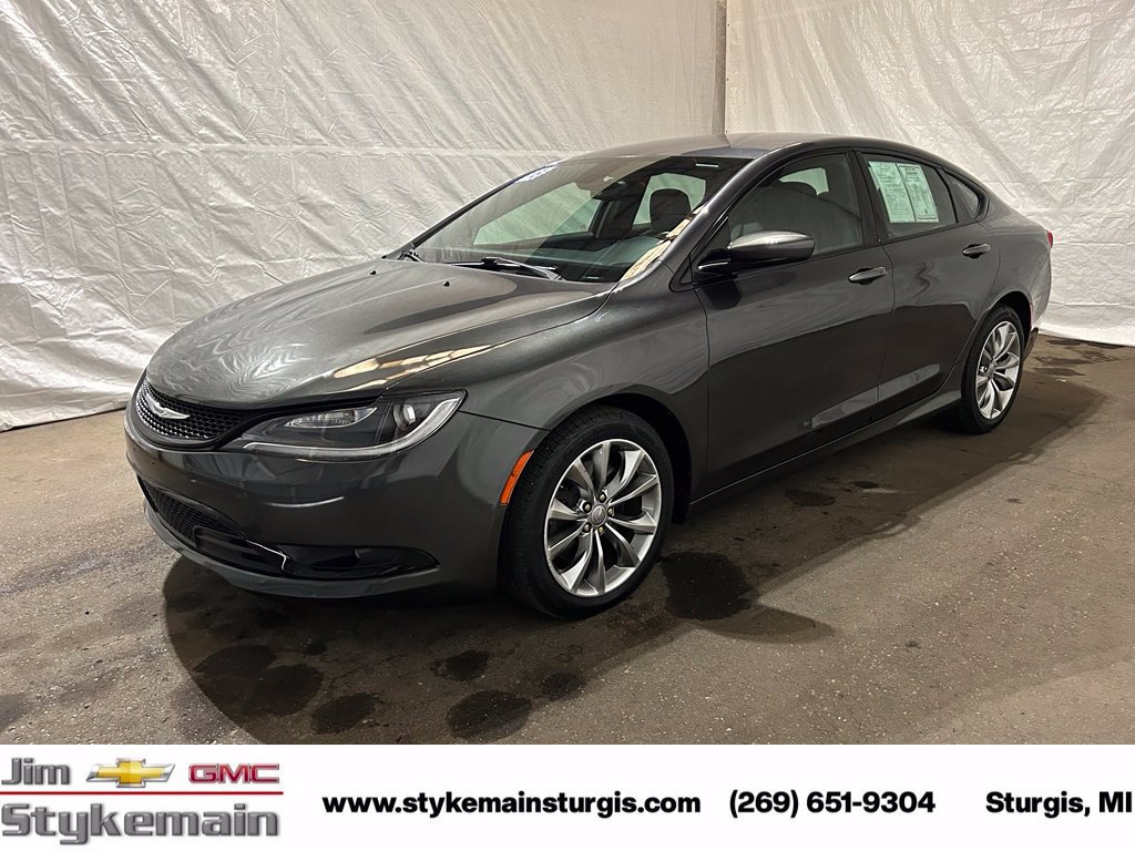 Used 2016 Chrysler 200 S FWD image 8