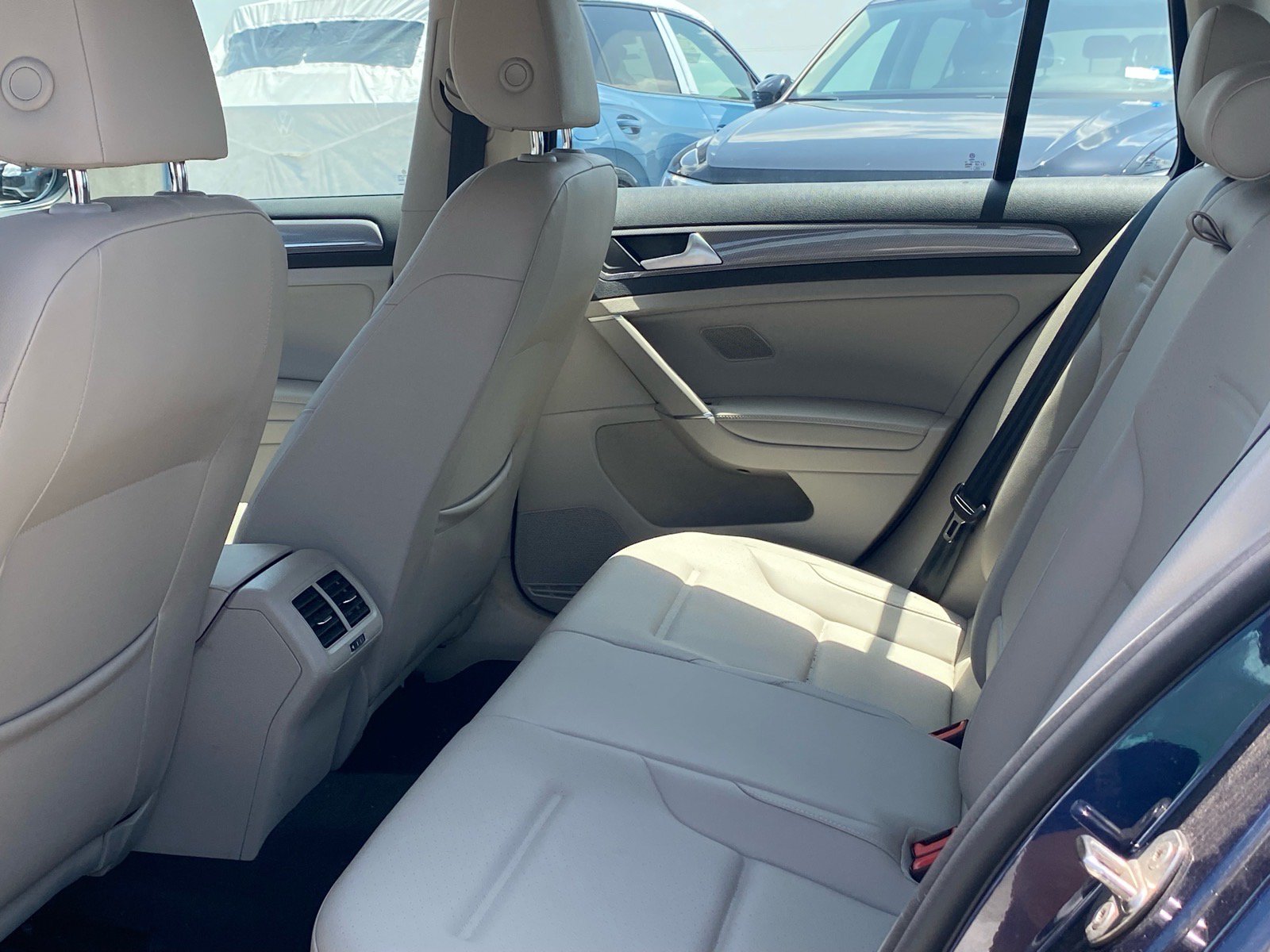 Used 2019 Volkswagen Golf Alltrack S AWD/4WD image 17
