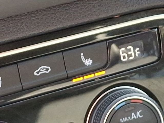 Used 2023 Volkswagen Atlas SE w/ Black Wheel Package image 27