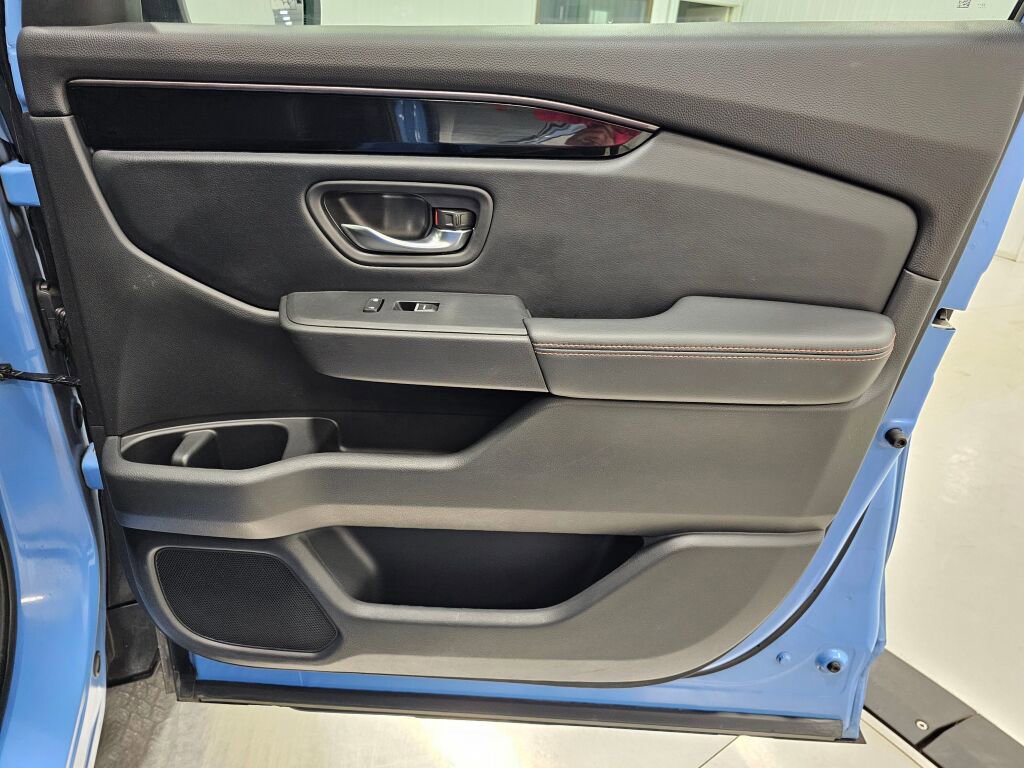 Certified 2023 Honda Pilot TrailSport image 40