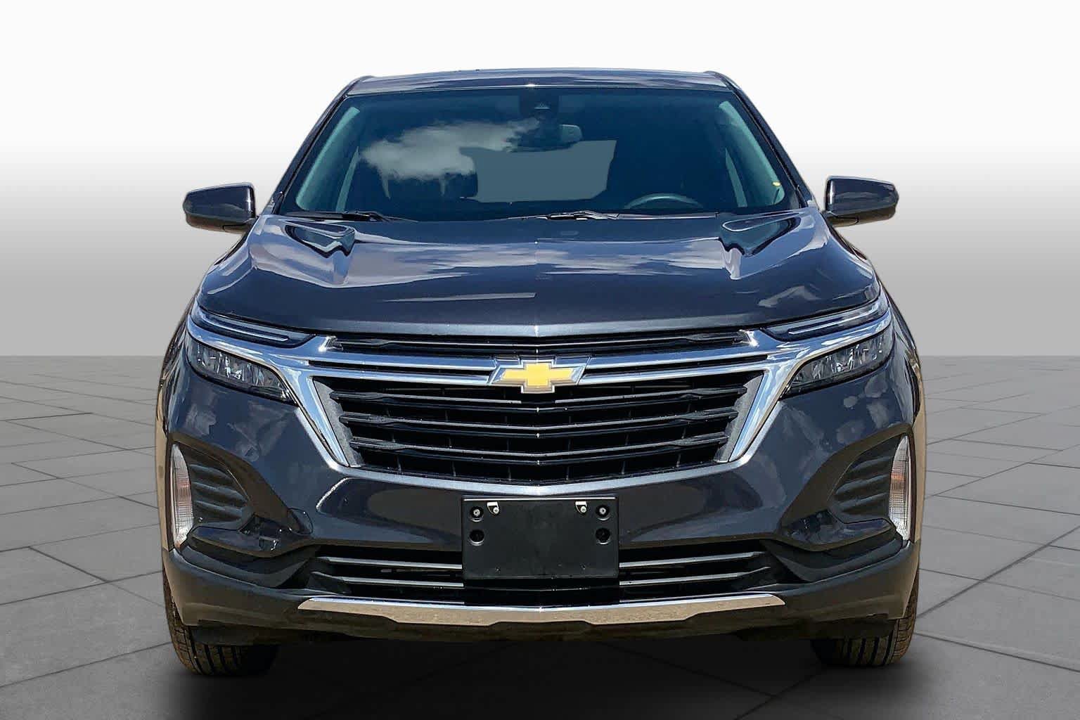 Used 2022 Chevrolet Equinox LT w/ LPO, Floor Liner Package FWD image 4