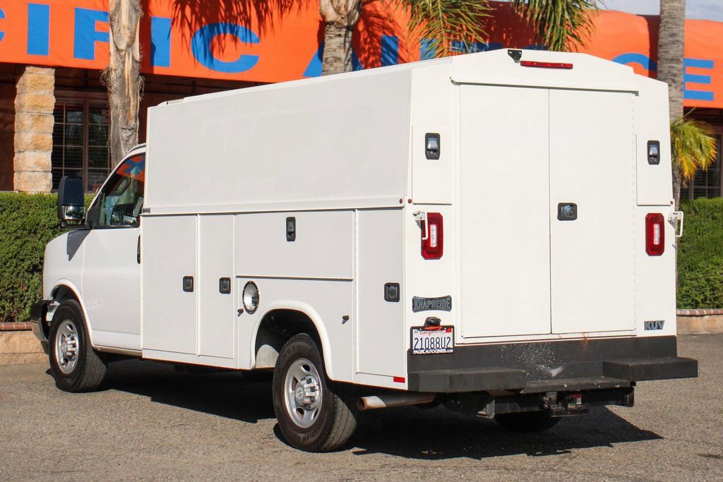 Used 2019 Chevrolet Express 3500 w/ Power Convenience Package image 6