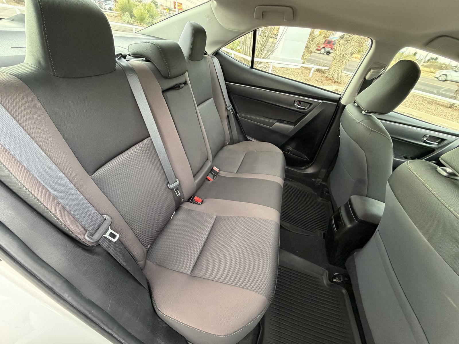 Used 2019 Toyota Corolla LE image 22