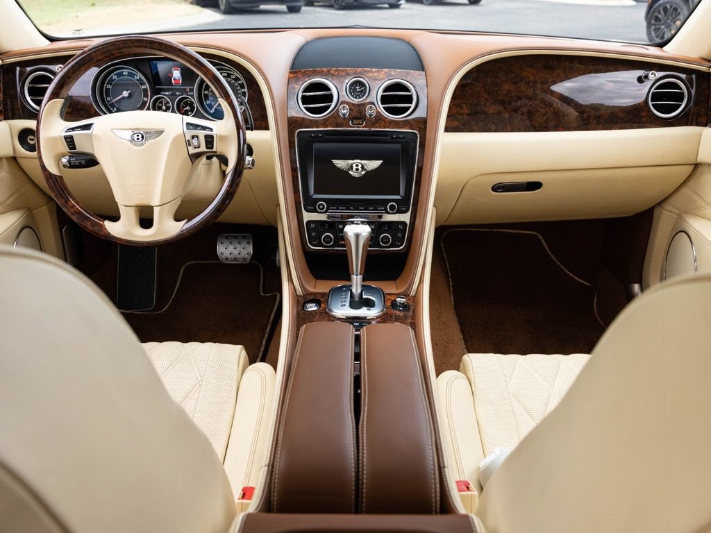 Used 2015 Bentley Flying Spur W12 AWD/4WD image 2
