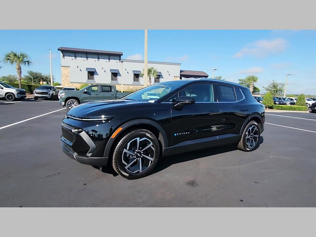 New 2026 Chevrolet Equinox EV LT image 17