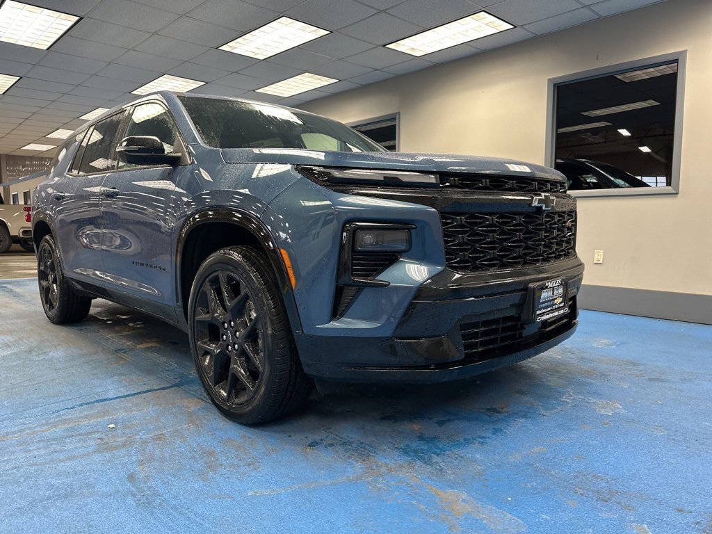 New 2026 Chevrolet Traverse RS w/ LPO, Floor Liner Package