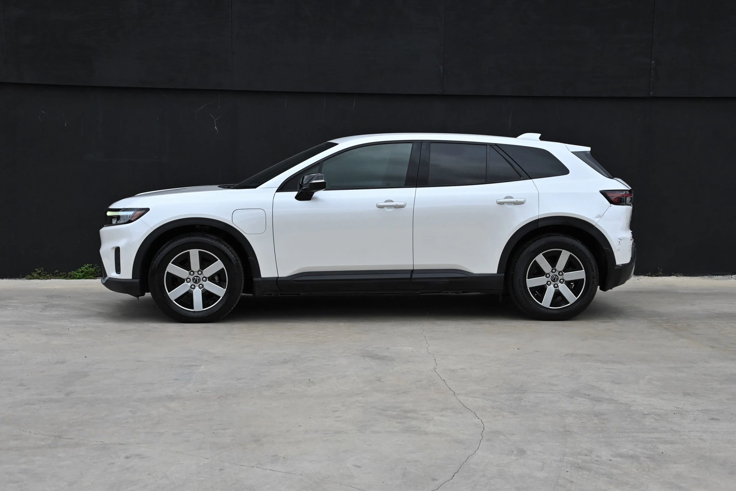 Used 2024 Honda Prologue EX image 6