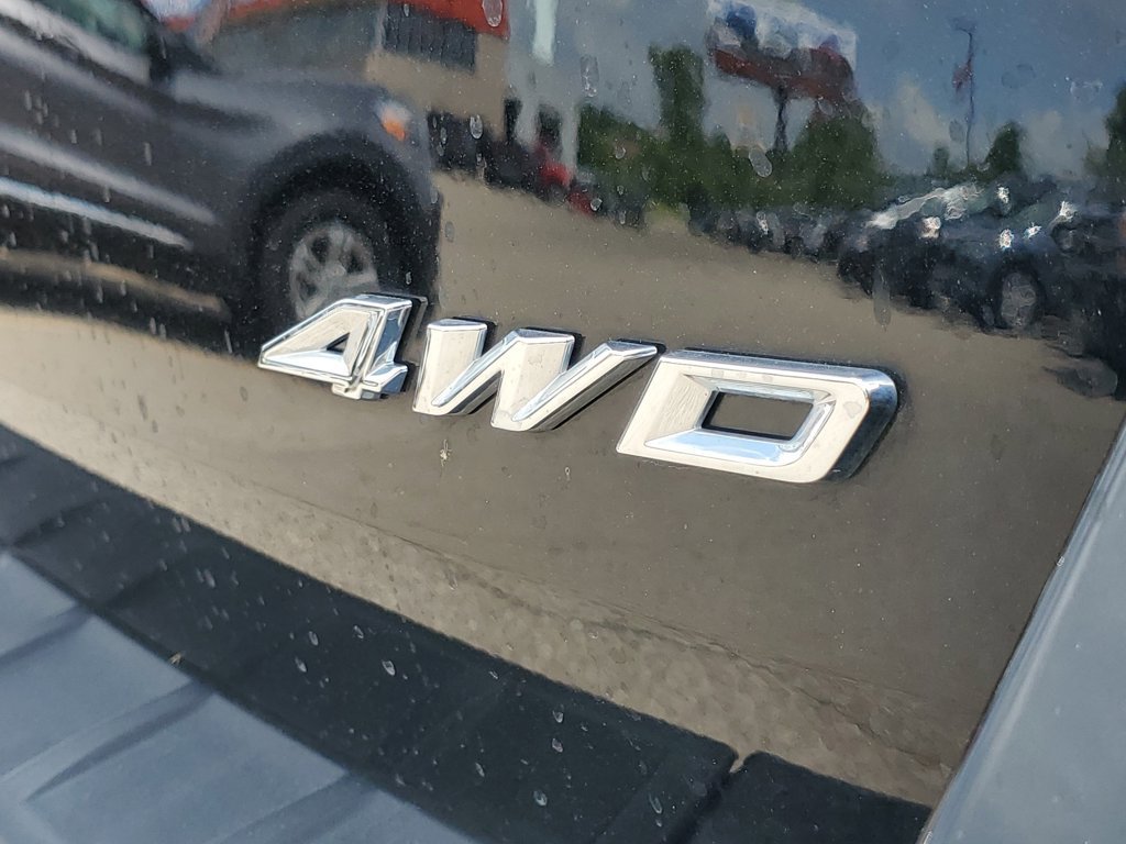 Certified 2024 Ford Explorer XLT w/ Equipment Group 202A AWD/4WD image 6