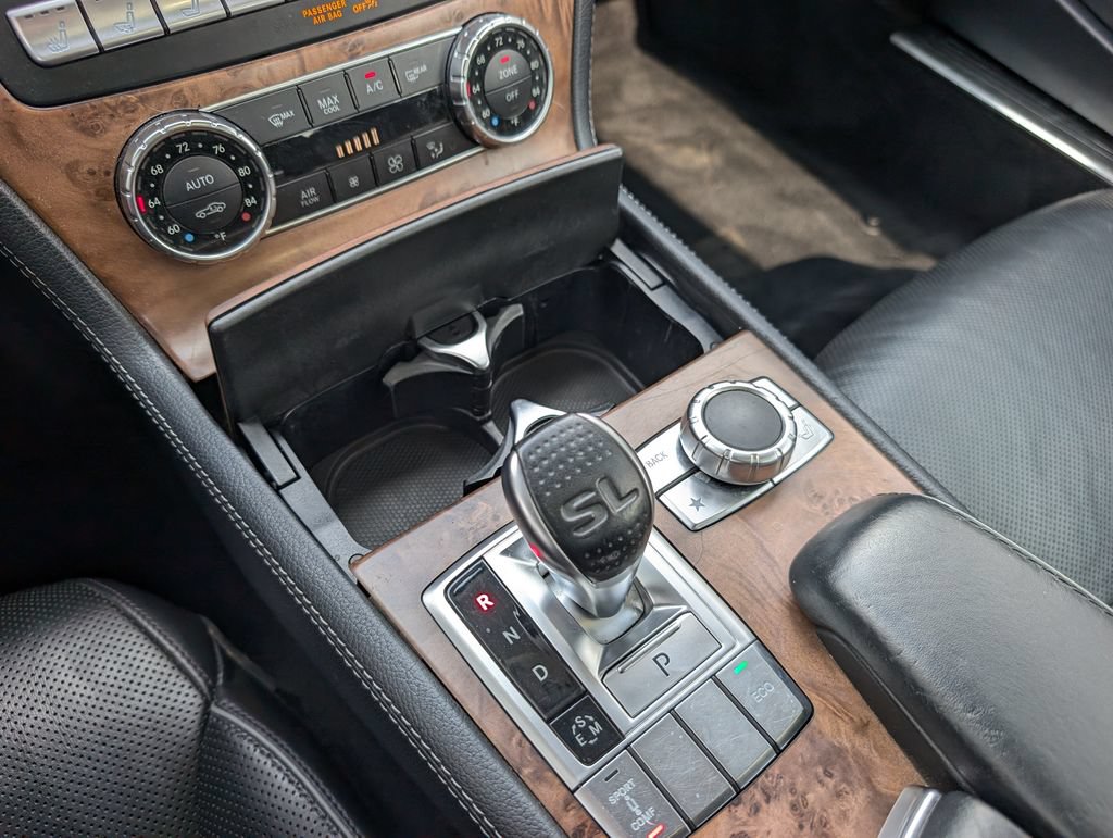 Used 2013 Mercedes-Benz SL 550 image 19