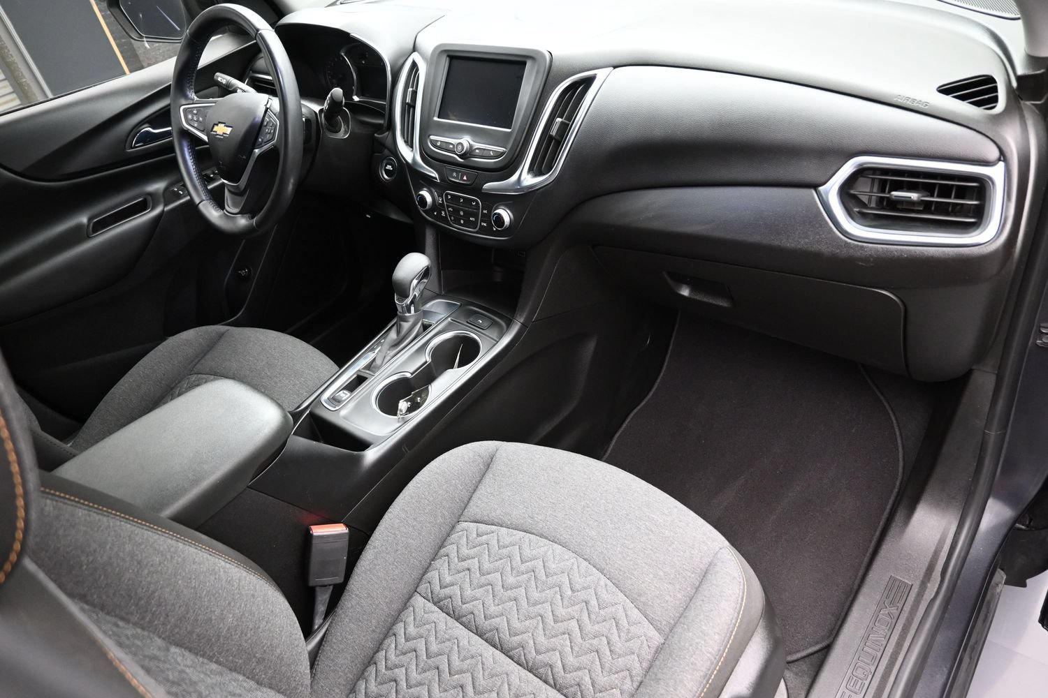 Used 2022 Chevrolet Equinox LT FWD image 38