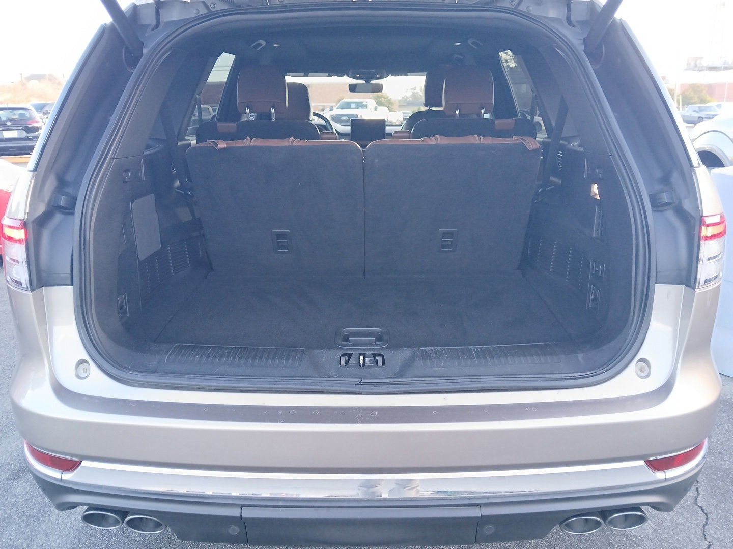 Used 2021 Lincoln Aviator Reserve w/ Equipment Group 201A image 14