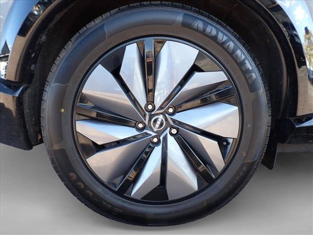 Used 2023 Nissan Ariya AWD image 6