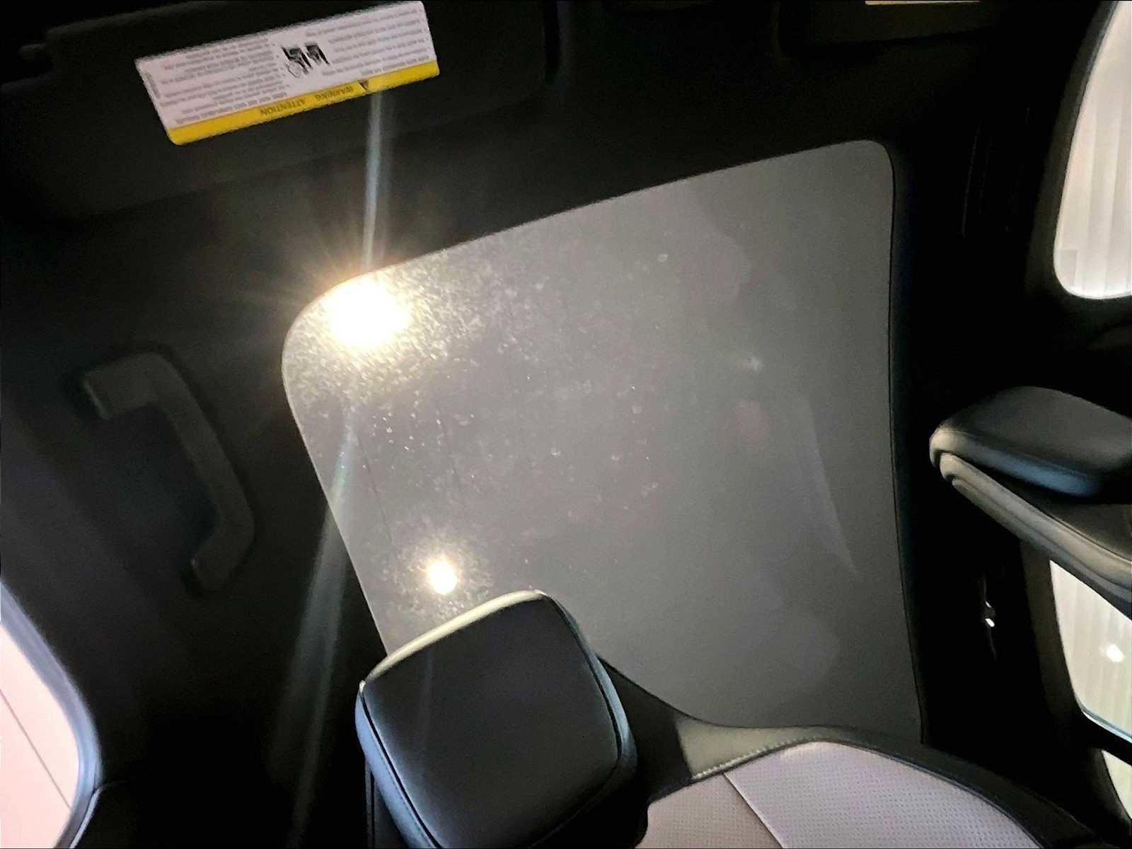 Used 2025 Porsche Taycan image 25