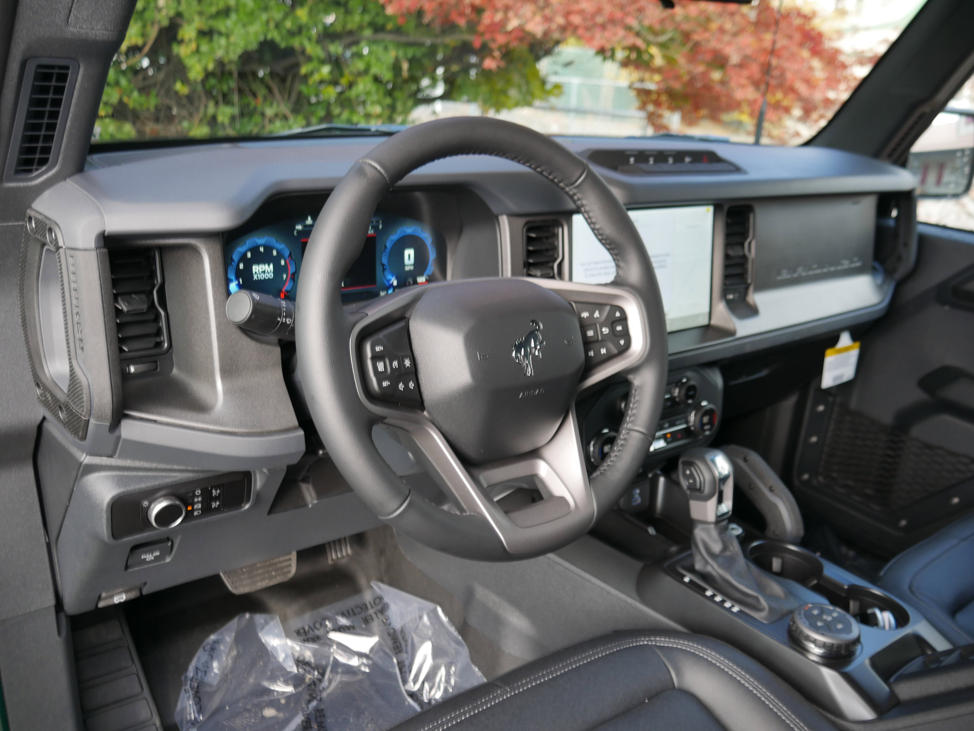 New 2025 Ford Bronco Big Bend w/ Black Diamond Package image 4