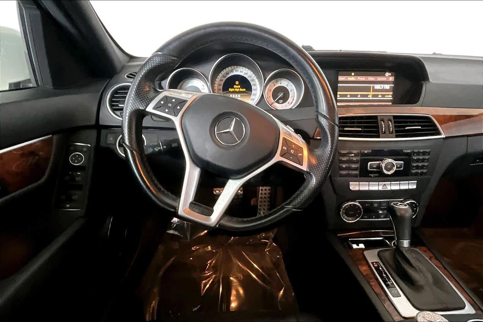 Used 2012 Mercedes-Benz C 300 4MATIC Sedan image 6