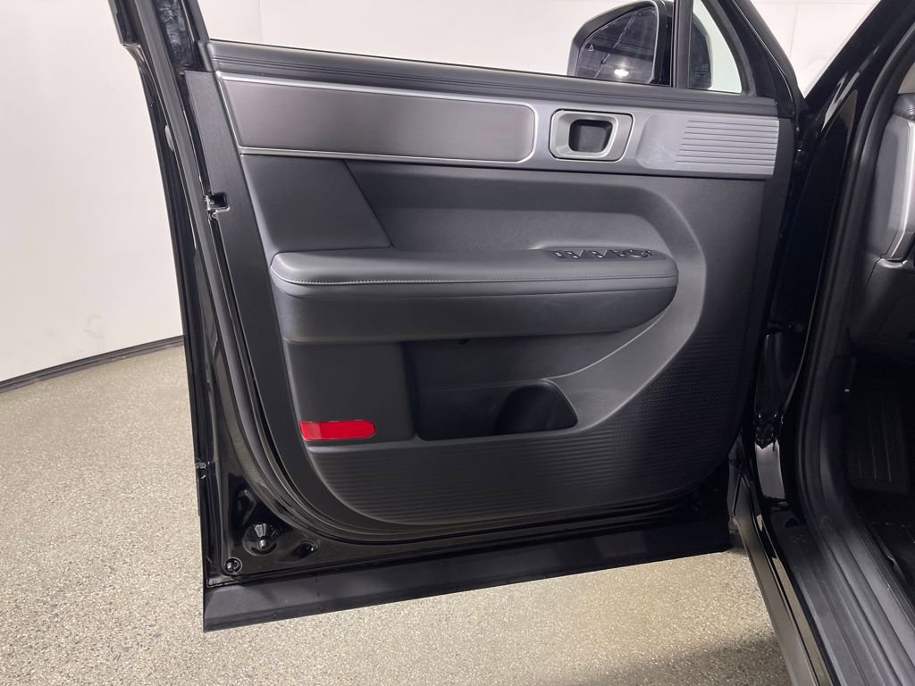 Certified 2025 Hyundai Santa Fe XRT image 19