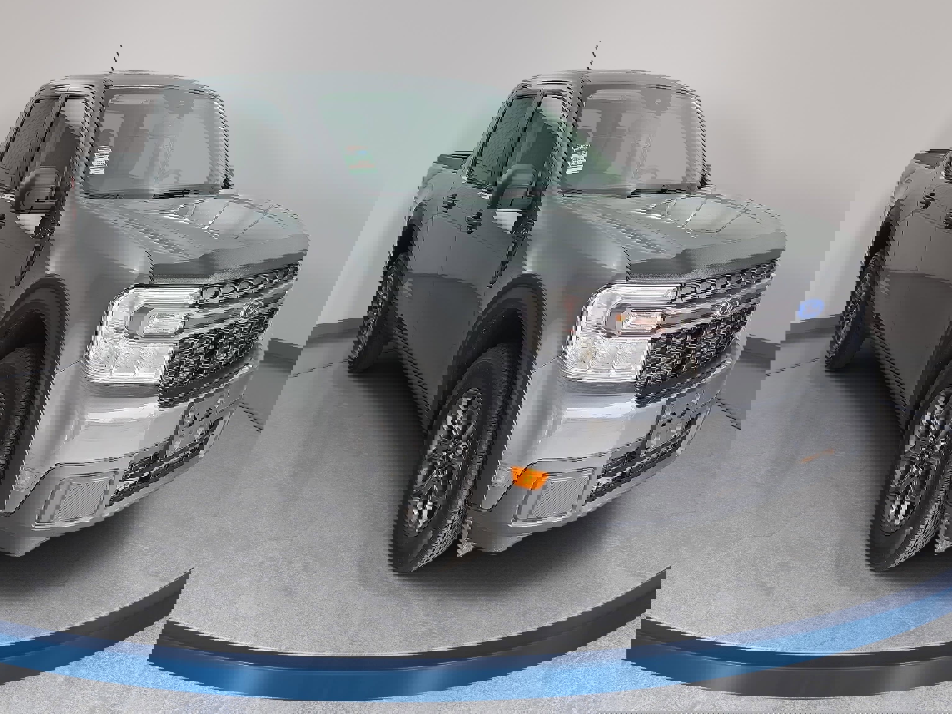 Used 2024 Ford Maverick XLT image 3