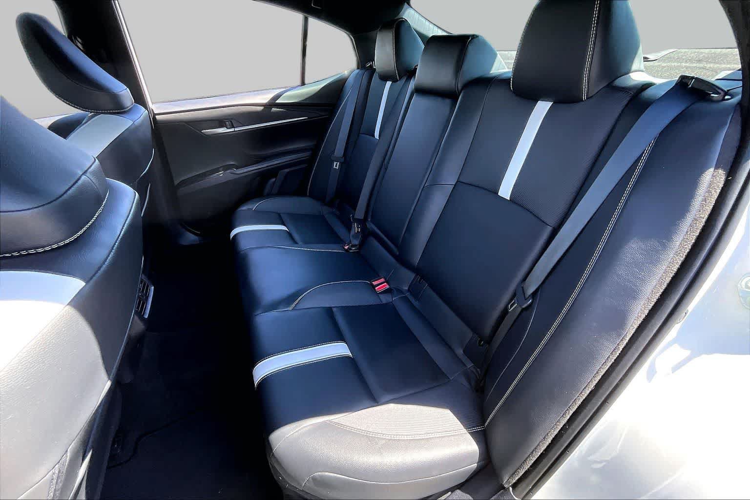 Used 2025 Toyota Camry SE FWD image 20