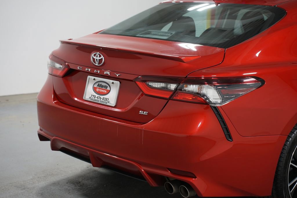 Used 2021 Toyota Camry SE FWD image 9