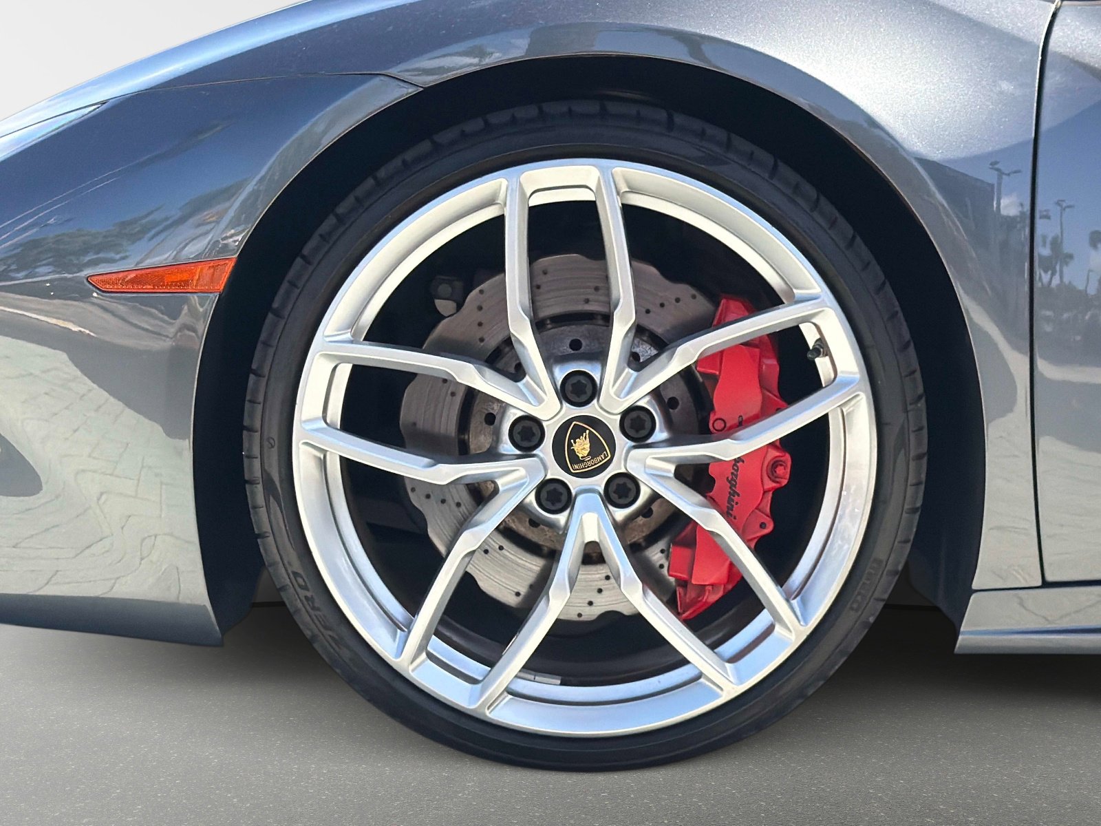 Used 2018 Lamborghini Huracan LP 580-2 image 12